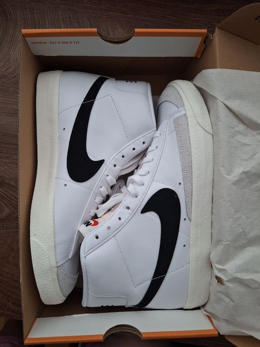 Nike Blazer Mid '77