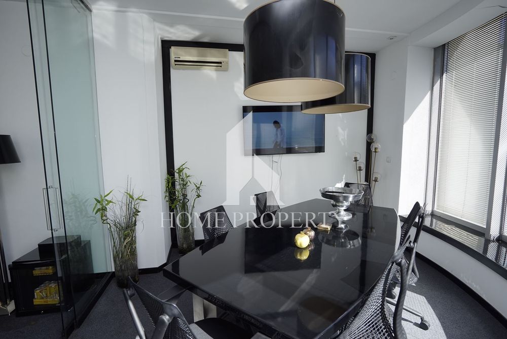 Дава се под наем Офис в София, Център - 100 кв.м за 1600 € - Снимка #11