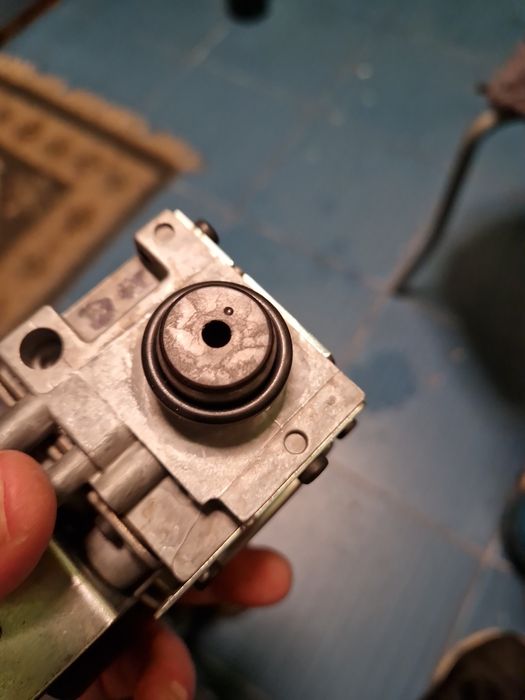 Vand piese centrala ariston cares 24