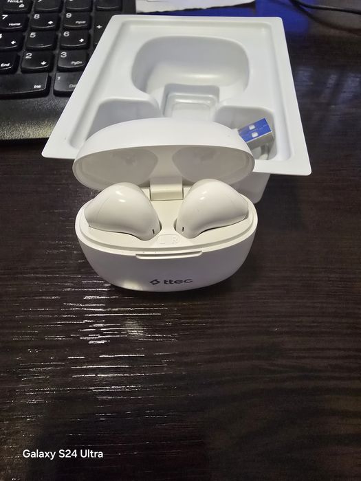 Безжични слушалки TTEC