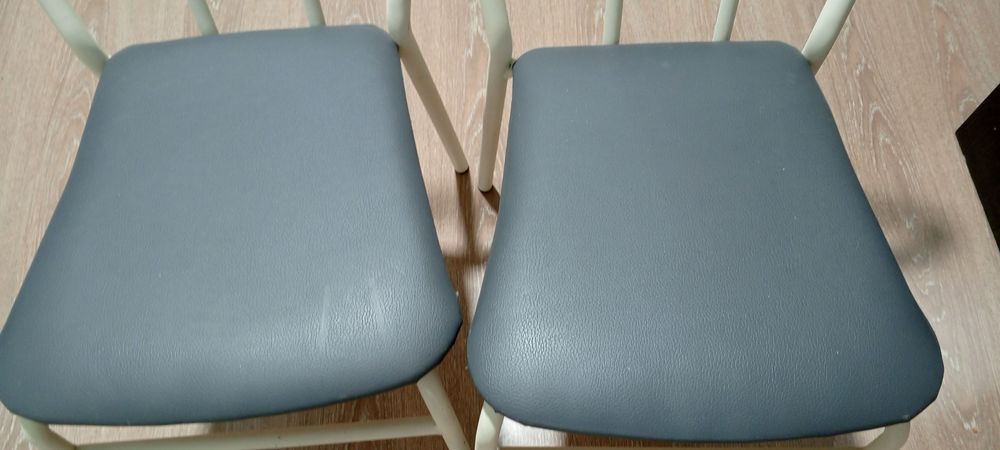 Продам 2 стула б/у