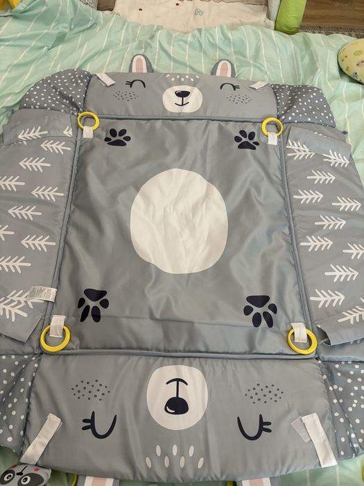 Saltea de activitati cu perna si arcade