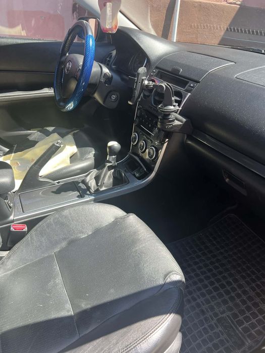 Vand masina model mazda 6