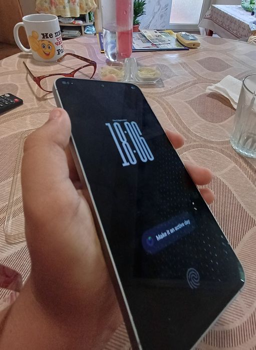 Продава се! SAMSUNG S25 FE
