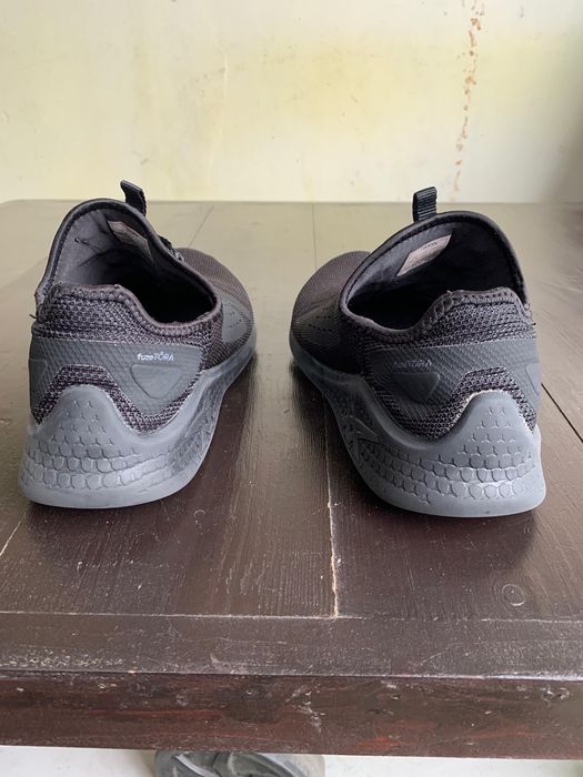 Adidasi Asics 42