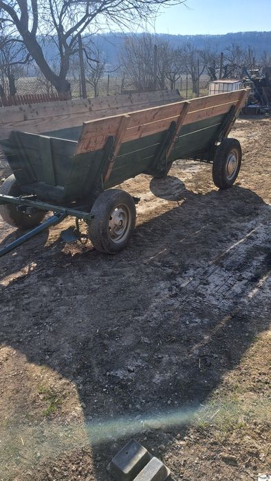 Căruță  R14C fata  R16C spate