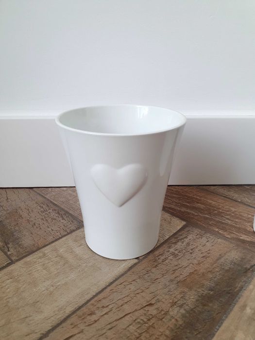 Продам кашпо для комнатных растений