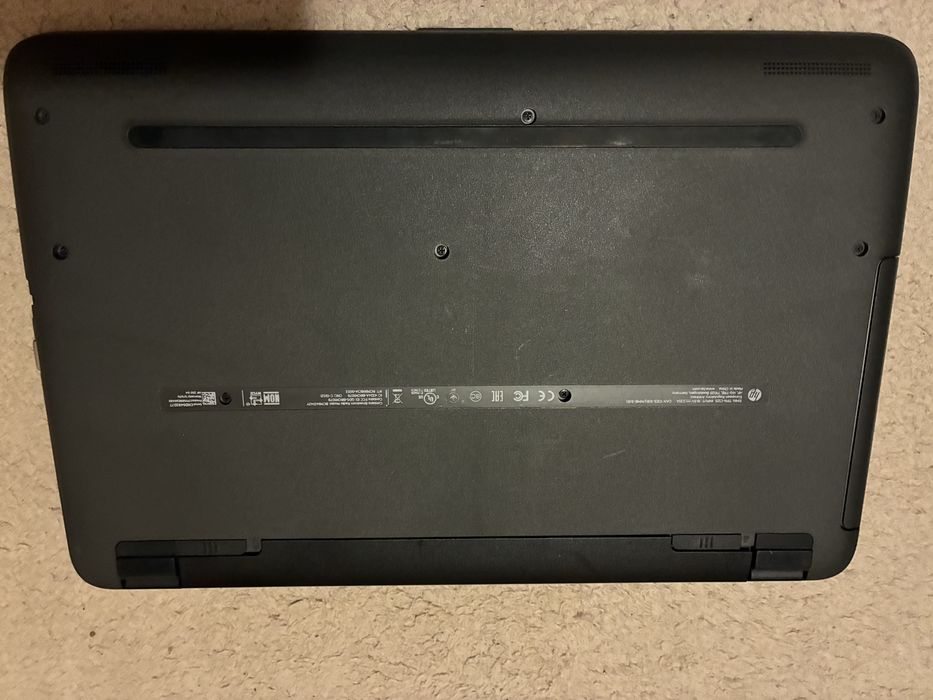 Продавам компютър HP