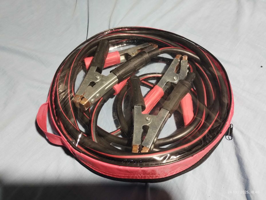 Set cabluri de pornire profesionale  12/ 24 v  2 x 3 m  25 mm2  cupru