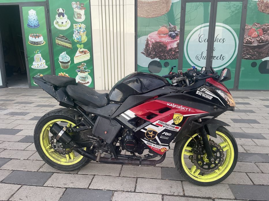 Kawasaki мотоцикл  350 kub