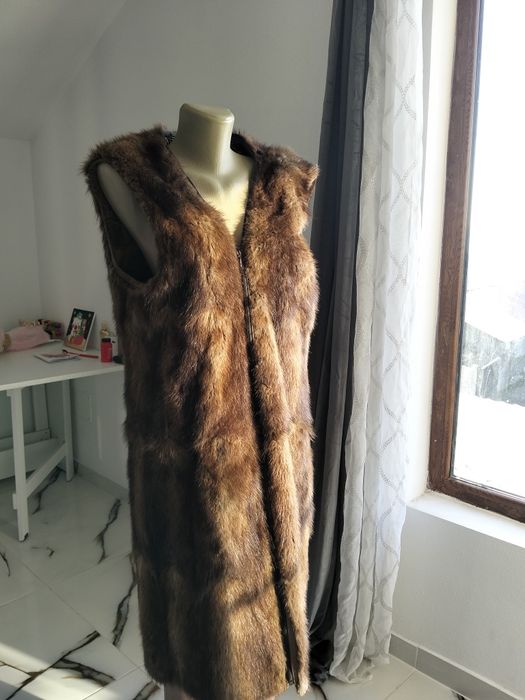 Vesta blana naturală.