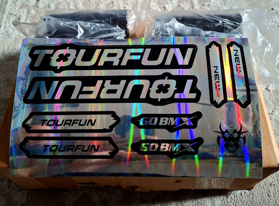 Велосипед BMX tourfun(в подарок 4 пеги и наклейки)
