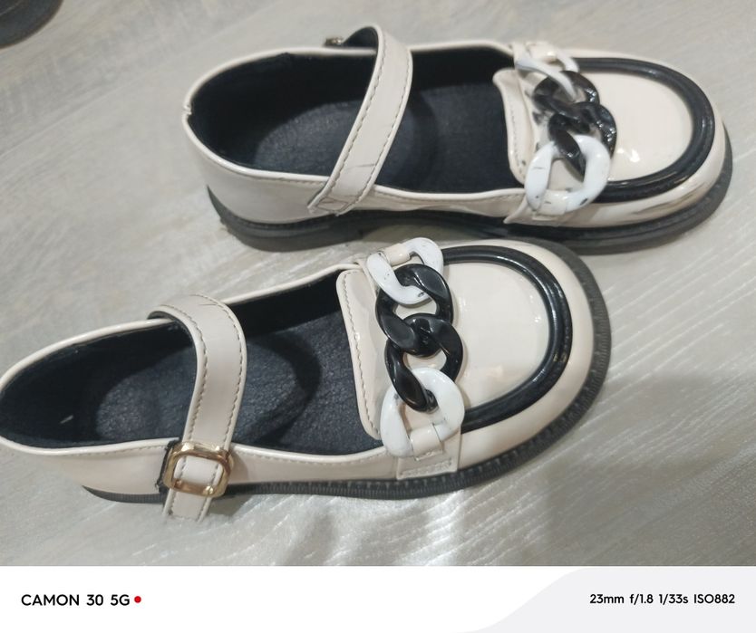 Туфли на девочку