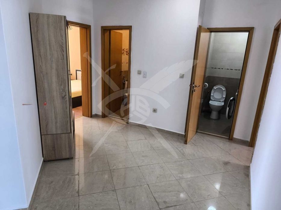 Дава се под наем Тристаен апартамент в София, Студентски град - 95 кв.м за 700 € - Снимка #11