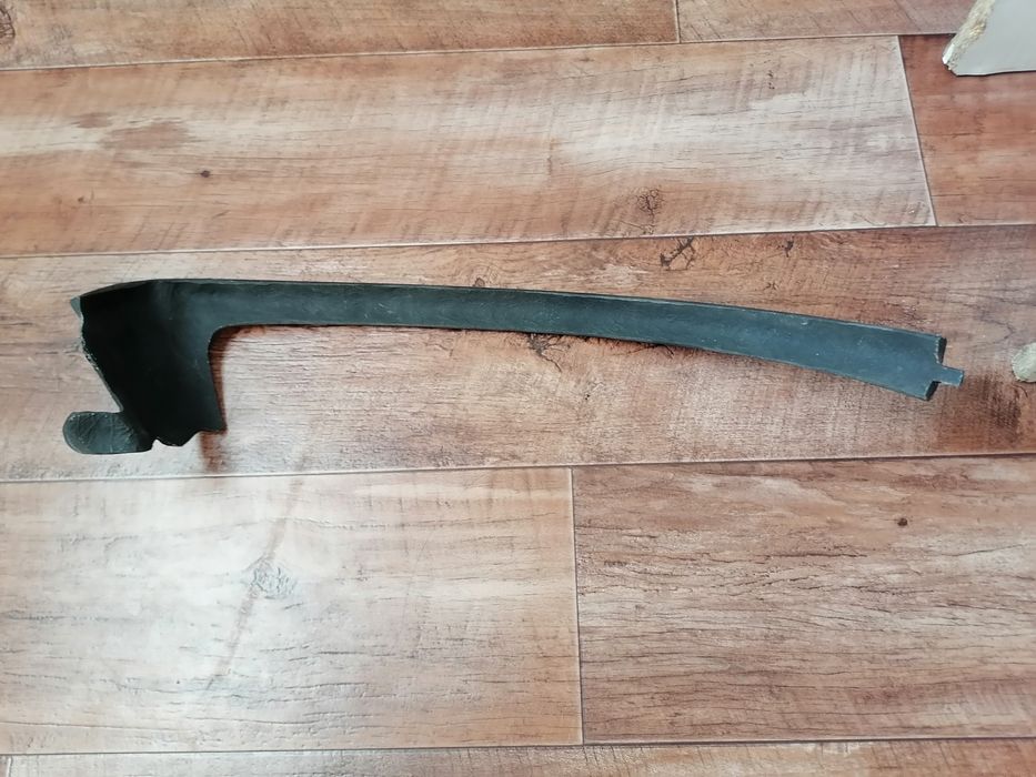 Ресничка левая Opel Omega B