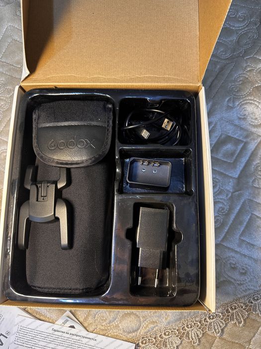 Продам вспышку Godox V1N TTL для Nikon.