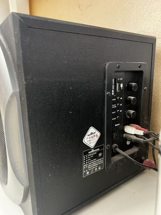 Усилвател с колонки