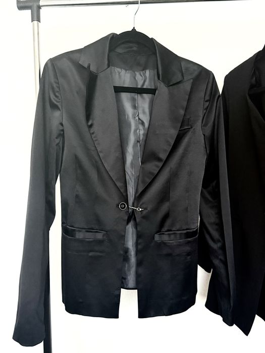 Черно сако с джобове