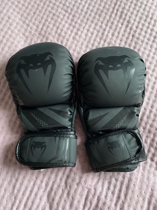 Перчатки для мма