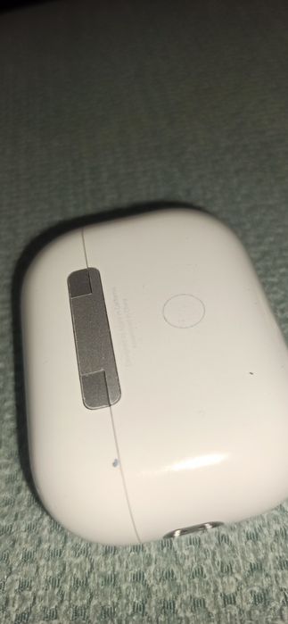 Оригинални Apple AirPods Pro 2 (MagSafe) – Отлично състояние