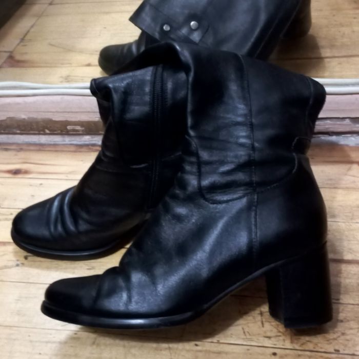 Продаются САПОЖКИ брендовые