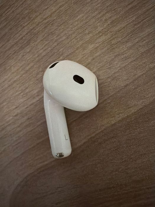 Airpods 4 ANC левое ухо A3056
