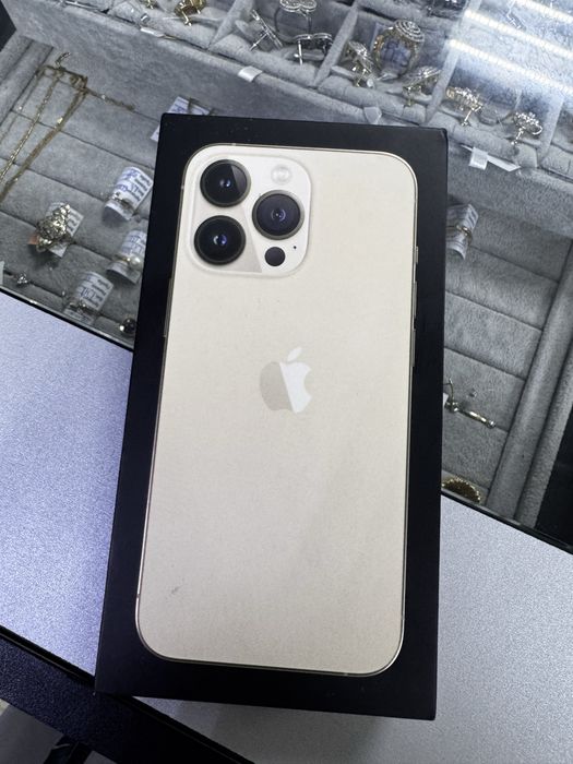 Продам iphone 13 pro