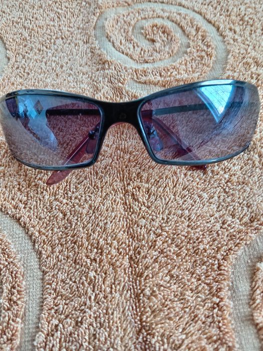 Очки солнцезащитные