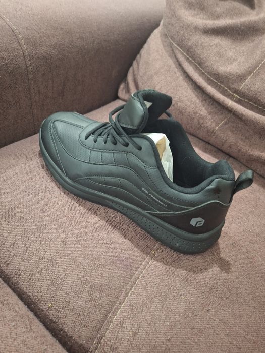 Продаются кросовки.