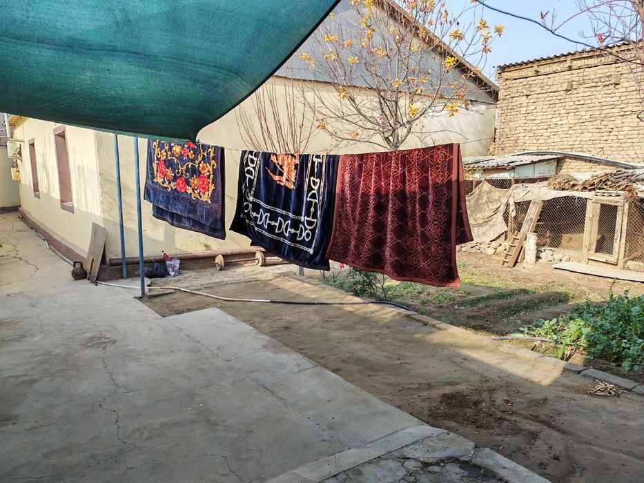 Термиз Шахарда ховли уй