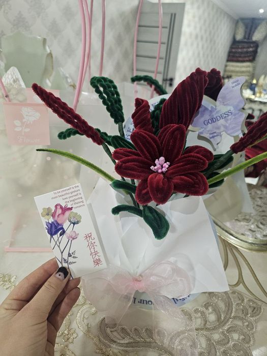 8-mart ayollar uchun gullar