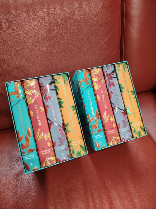 Set The deluxe Hunger Games collection