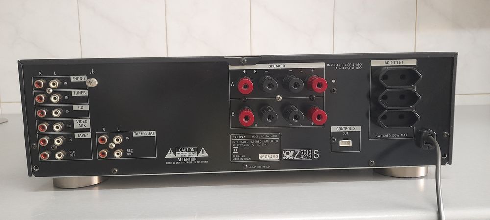 Amplificator Sony F417 R cu boxe Sony !