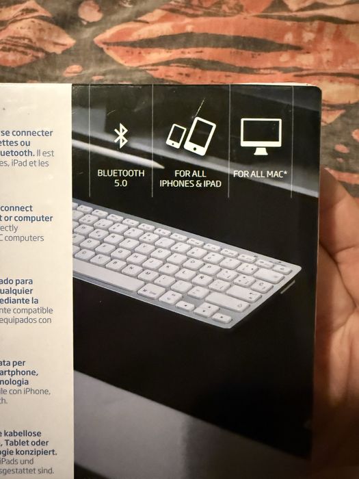 Метална безжична клавиатура (нова)