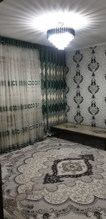 Srochna uy sotiladi