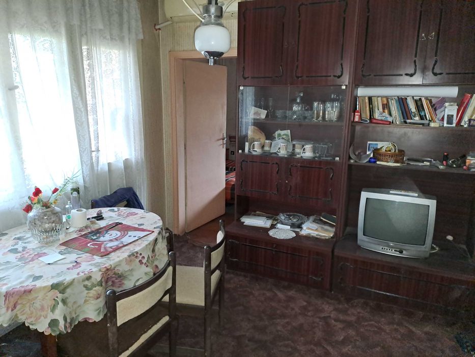 Продава се Тристаен апартамент в Плевен, Широк център - 90 кв.м за 1000 €/кв.м - Снимка #7