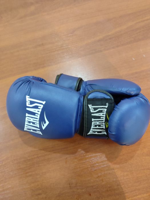 Боксёрскыйе перчатка