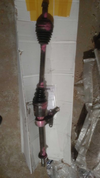 Honda Hr-v предни полуоски