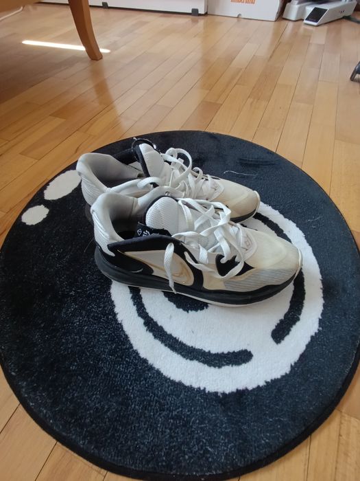 kyrie low 5 alb marimea 40,5