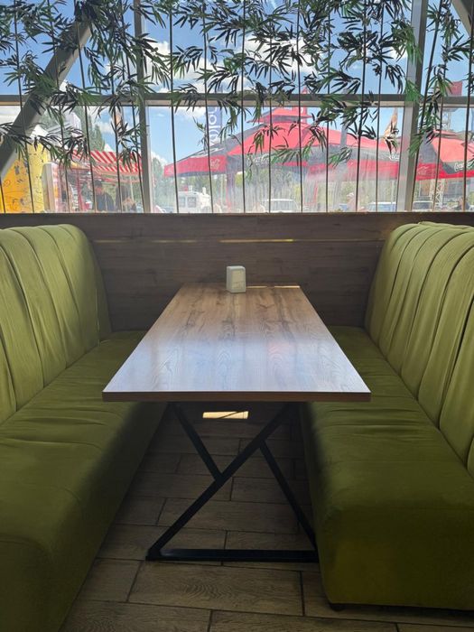 Столы стулья диван