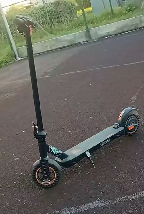 Vând trotineta kukirin s1 max 2026 (fara cauciuc spate)  870 kilometri