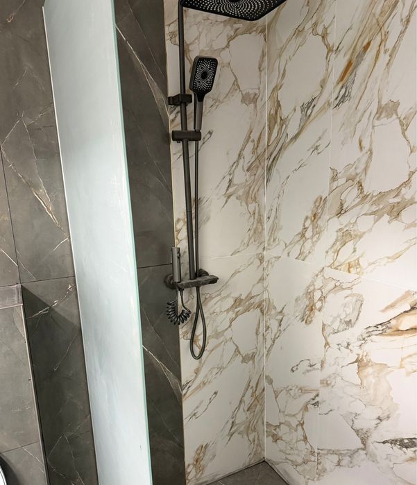 Inchiriez apartament 3 camere Artego