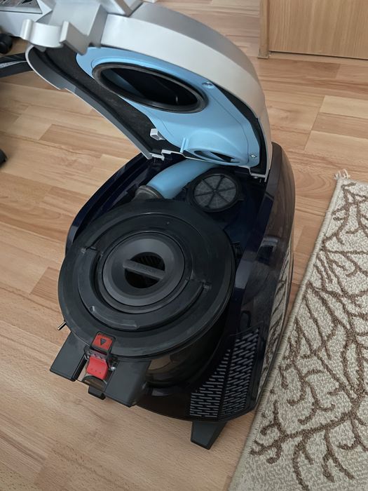 Aspirator fara sac Bosch Relaxx'x BGS7MS64