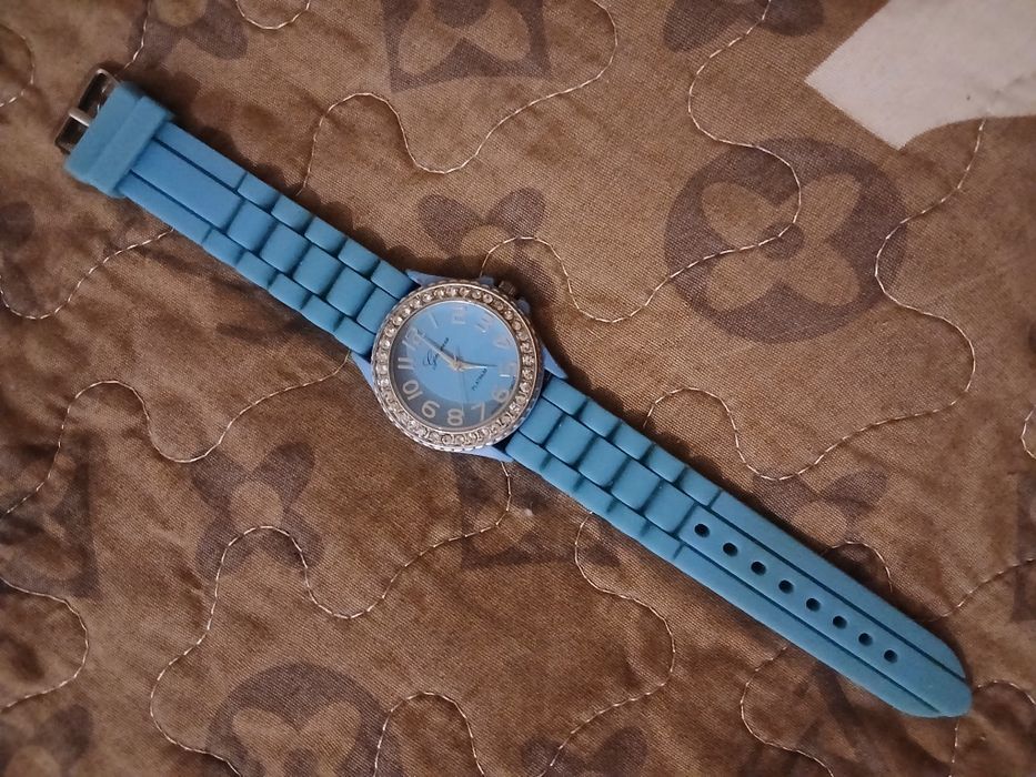 Продается браслеты на фото