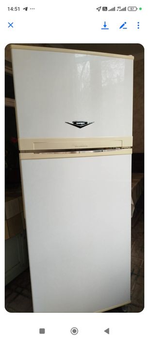 Срочно продаю холодильник daewoo в идеальном состоянии работает