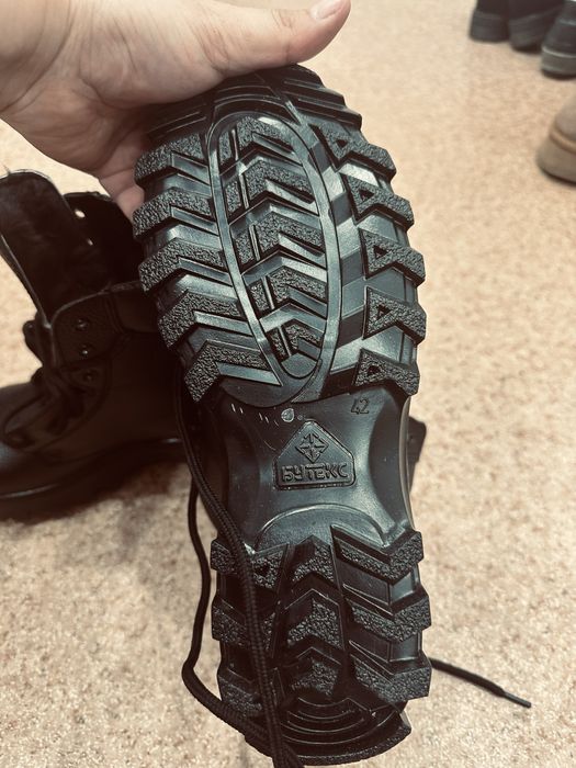 Продам берцы зимнии