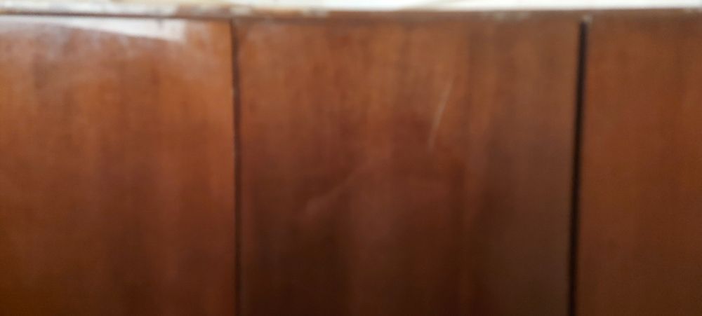 Плательный шкаф и кухня