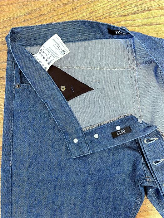Blugi barbati Hugo Boss ediție limitată mărimea 33/34 regular fit