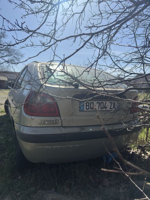 Dezmembrez/Vand — 2 autoturisme Renault Megane 3