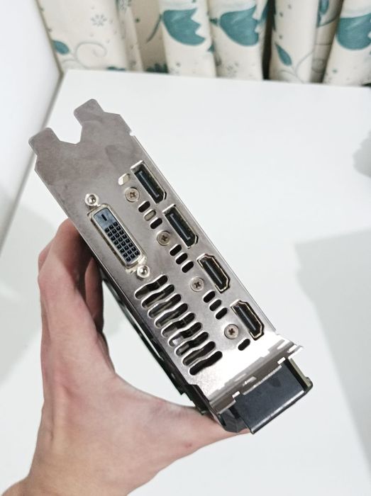 Обмен видеокарта Amd rx 590 gme